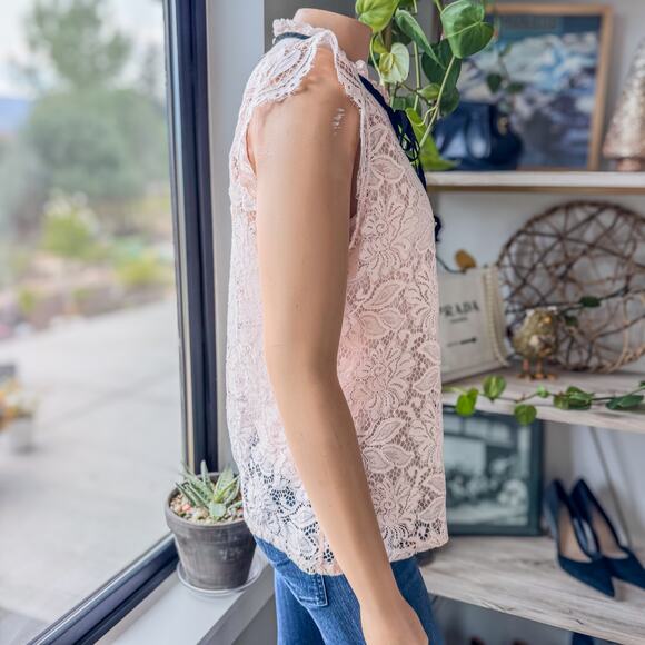 White House Black Market, Light Pink Lace High Neck Ruffled Top, Women's Large - Picture 3 of 10